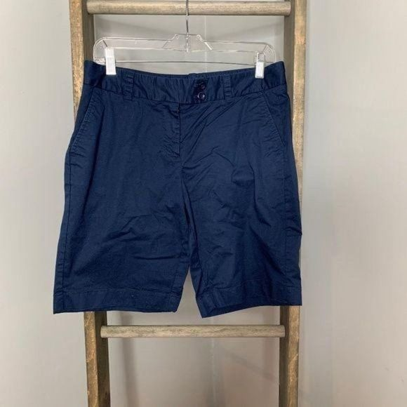 Vineyard Vines Bermuda SHorts‎ - Picture 1 of 3